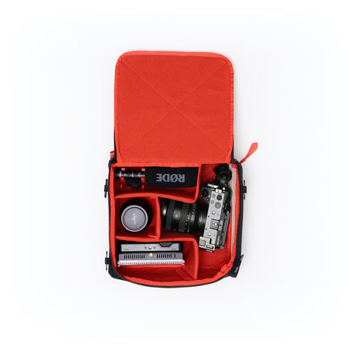 Moment Everything Camera Insert 8L - Black