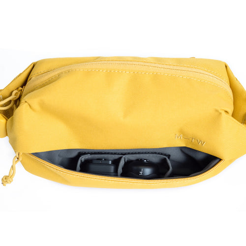 Moment Fanny Sling Bag 2L - Mustard