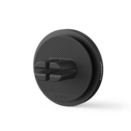 Moment Car Vent Mount with MagSafe - Black