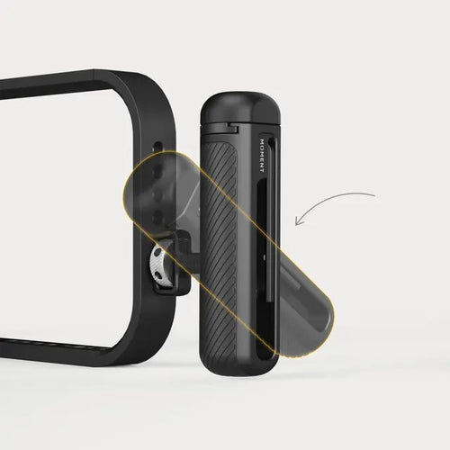 Moment Universal Mobile Grip 3/8"16 Thread Mount - Black