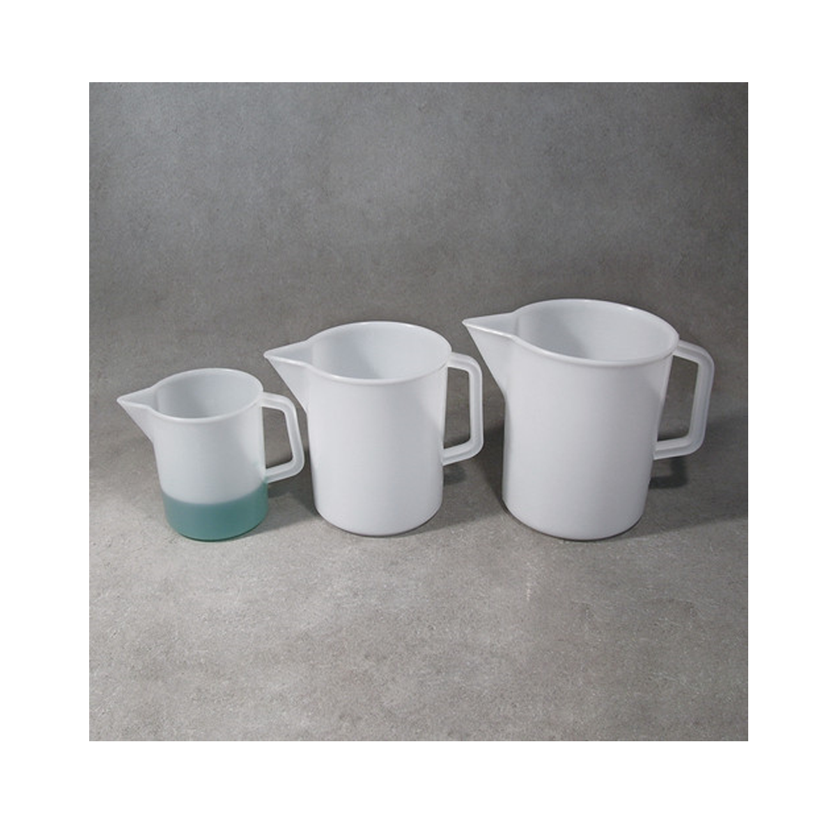 Aptaca Measuring Jug with Handle HDPE 1L 125mm x 140mm Graduated - Clear x95