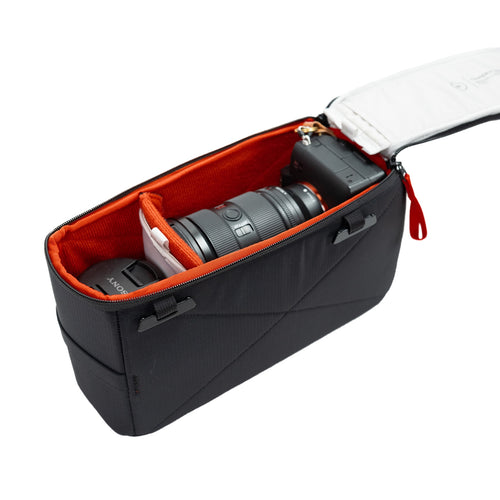 Moment Everything Camera Insert 4L - Black