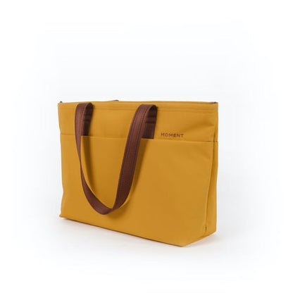 Moment Everything Tech Tote 19L - Workwear