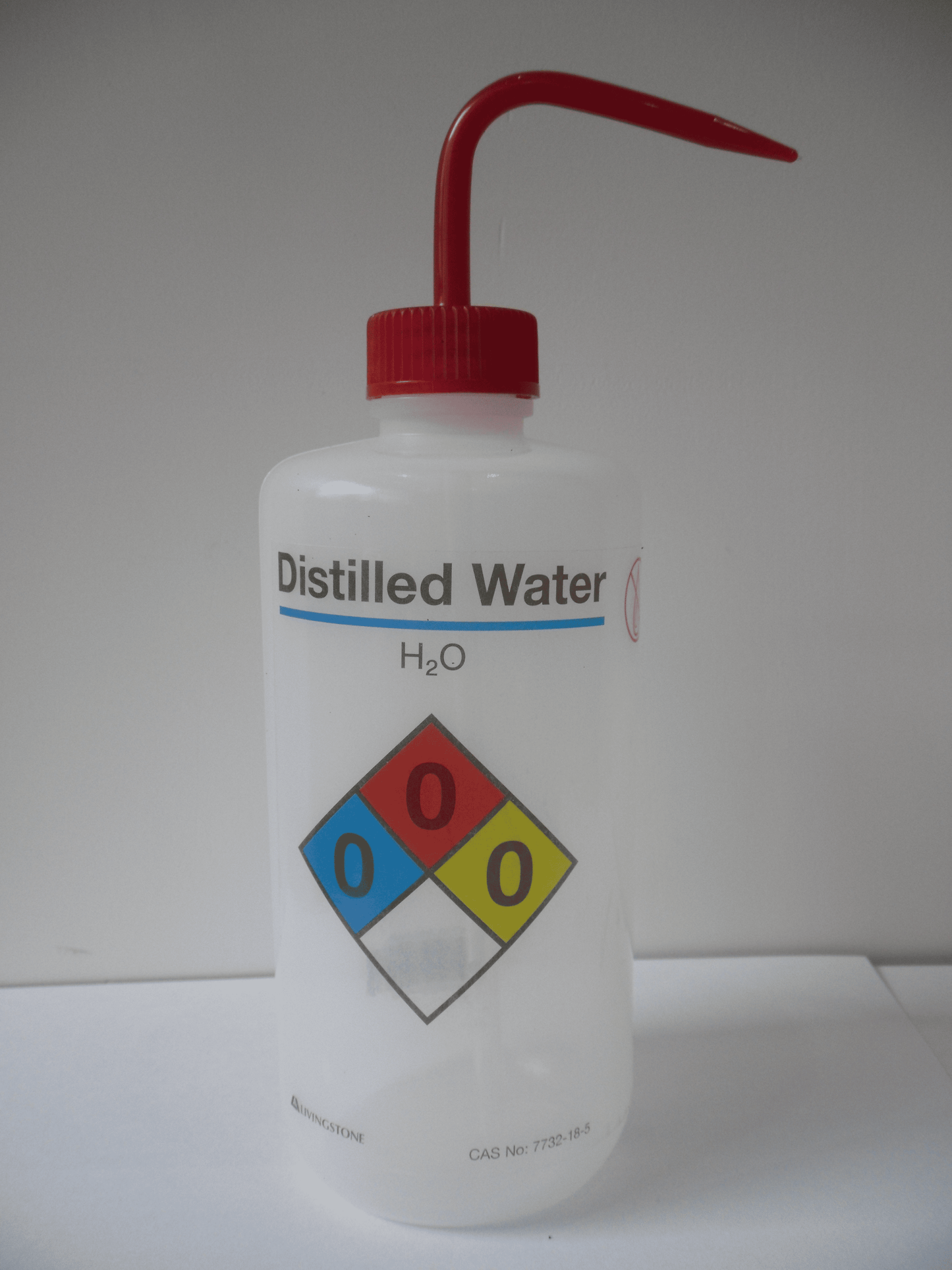 Livingstone Wash Bottle 500ml Labelled Distilled Water LDPE - White x50