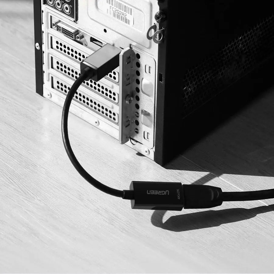 UGREEN DisplayPort Male to HDMI Female Converter
